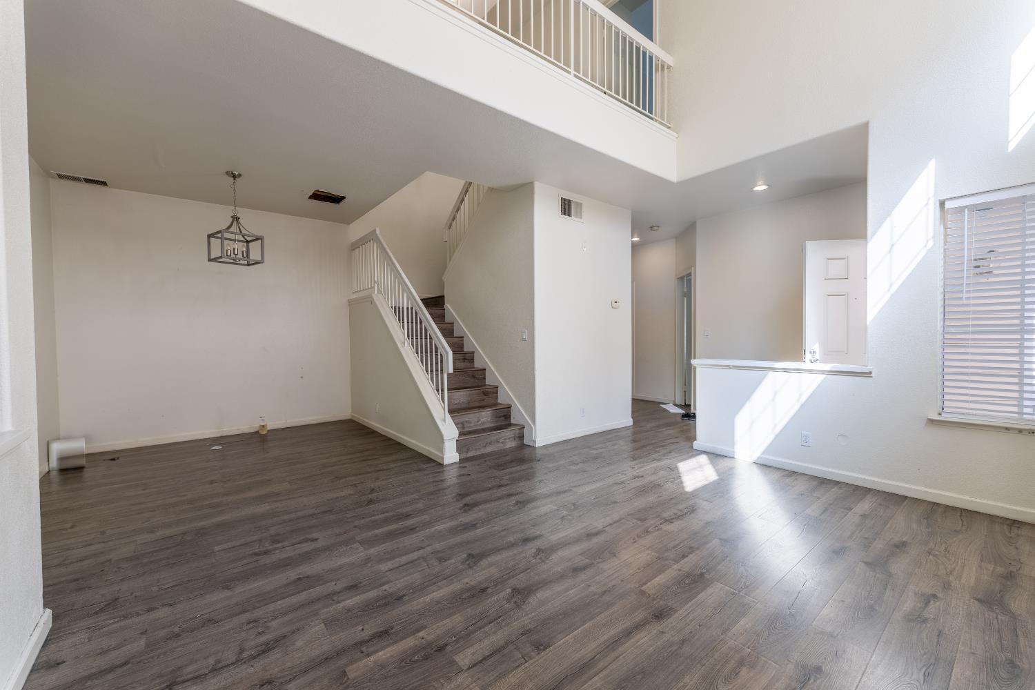 Detail Gallery Image 14 of 37 For 39965 Potrero Dr, Newark,  CA 94560 - 4 Beds | 3 Baths