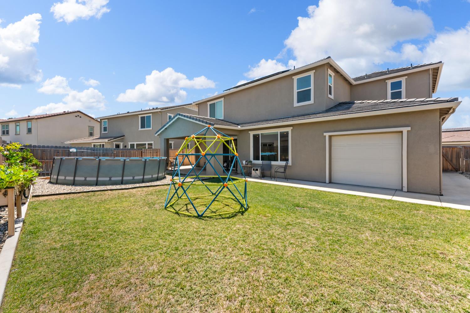 Detail Gallery Image 76 of 83 For 2073 Challenger Way, Roseville,  CA 95747 - 4 Beds | 3/1 Baths