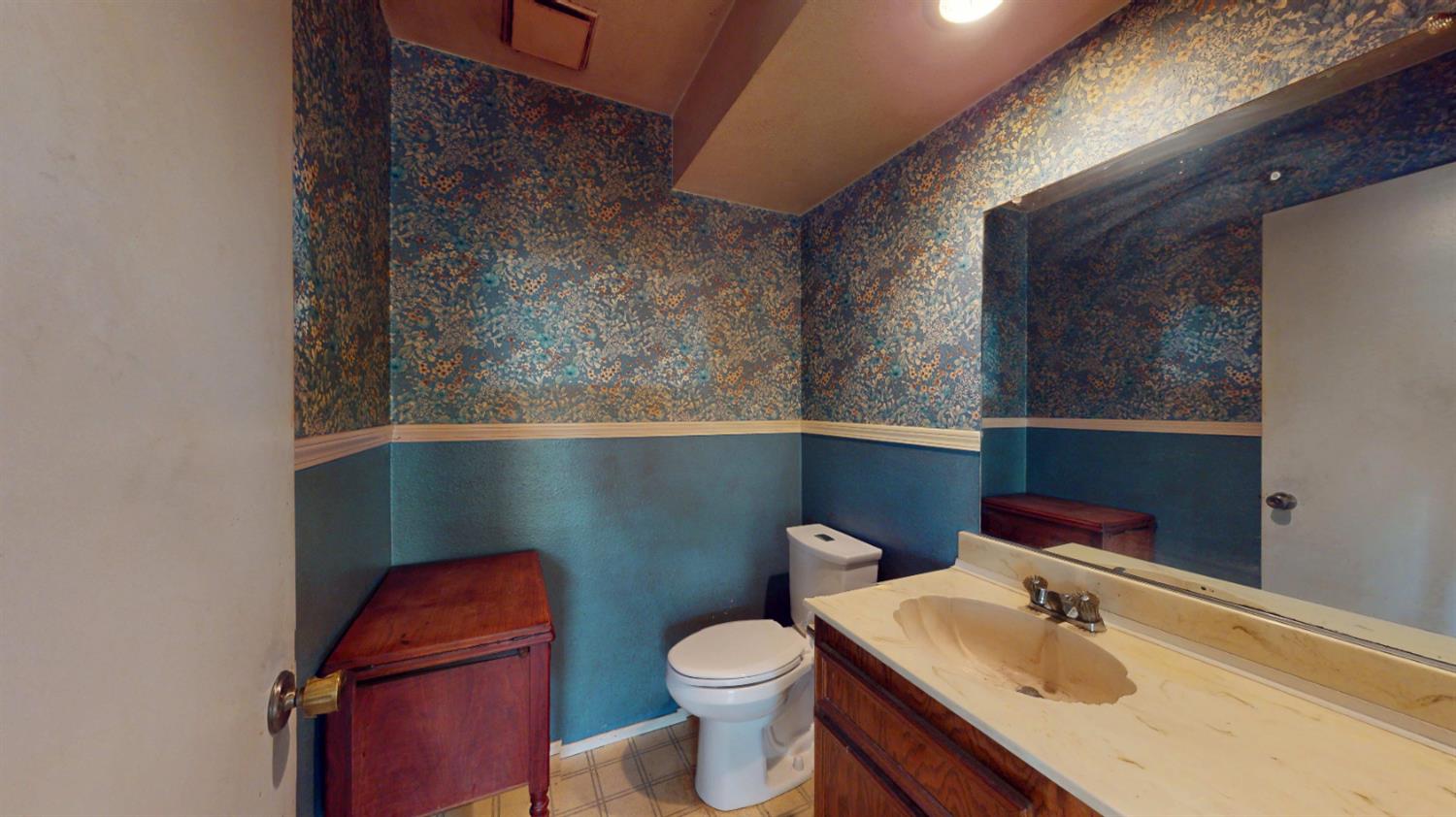 Detail Gallery Image 16 of 22 For 2716 Palomino Ln, Modesto,  CA 95355 - 3 Beds | 2/1 Baths