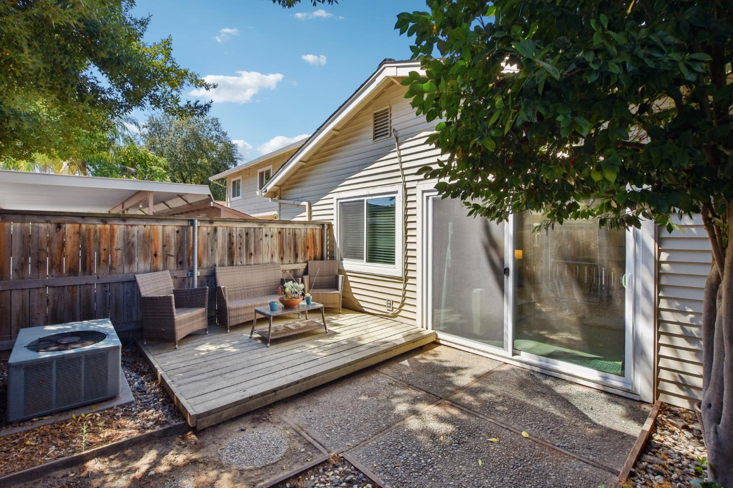 Detail Gallery Image 17 of 22 For 8363 La Riviera Dr, Sacramento,  CA 95826 - 2 Beds | 1/1 Baths