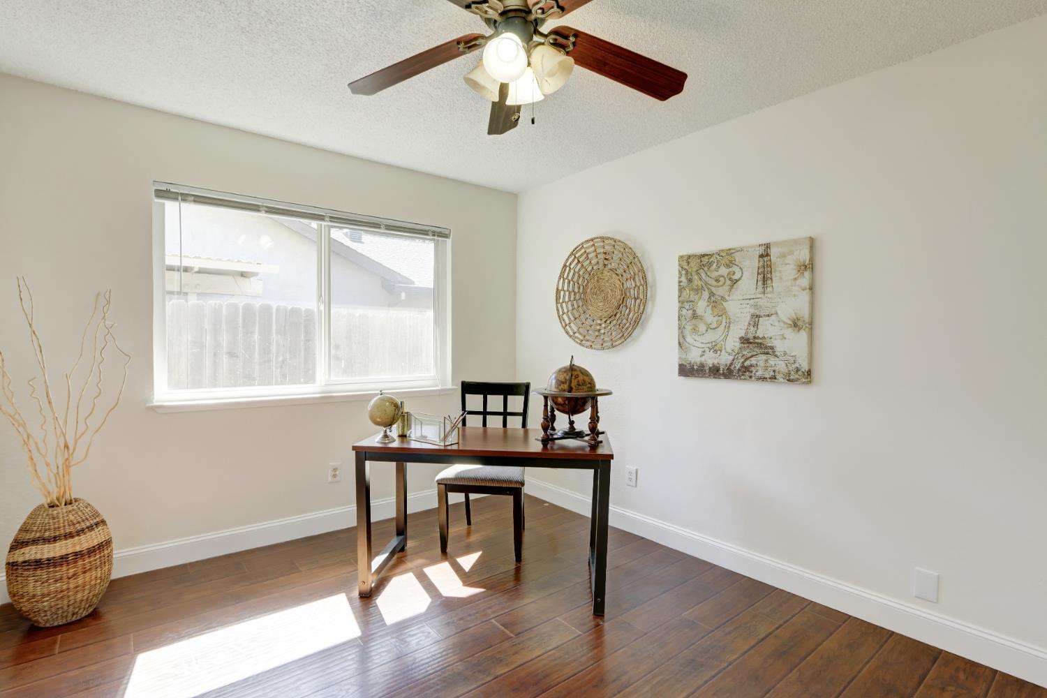 Detail Gallery Image 33 of 48 For 9013 Meadowsweet Way, Elk Grove,  CA 95624 - 4 Beds | 2 Baths