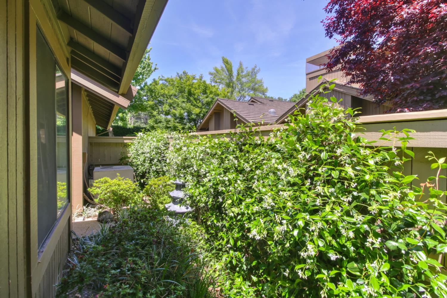 Detail Gallery Image 88 of 99 For 1911 Discovery Village Ln, Gold River,  CA 95670 - 2 Beds | 2 Baths