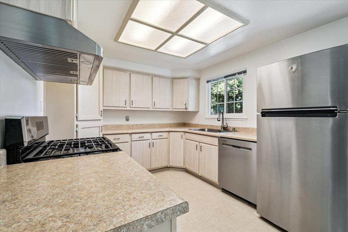 Detail Gallery Image 12 of 28 For 6609 Medora Dr, North Highlands,  CA 95660 - 3 Beds | 1/1 Baths