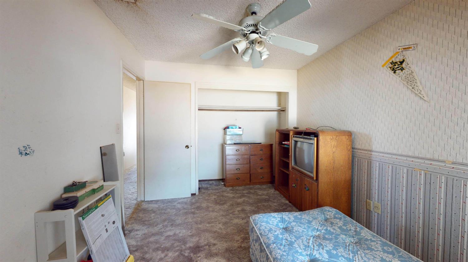 Detail Gallery Image 15 of 22 For 2716 Palomino Ln, Modesto,  CA 95355 - 3 Beds | 2/1 Baths