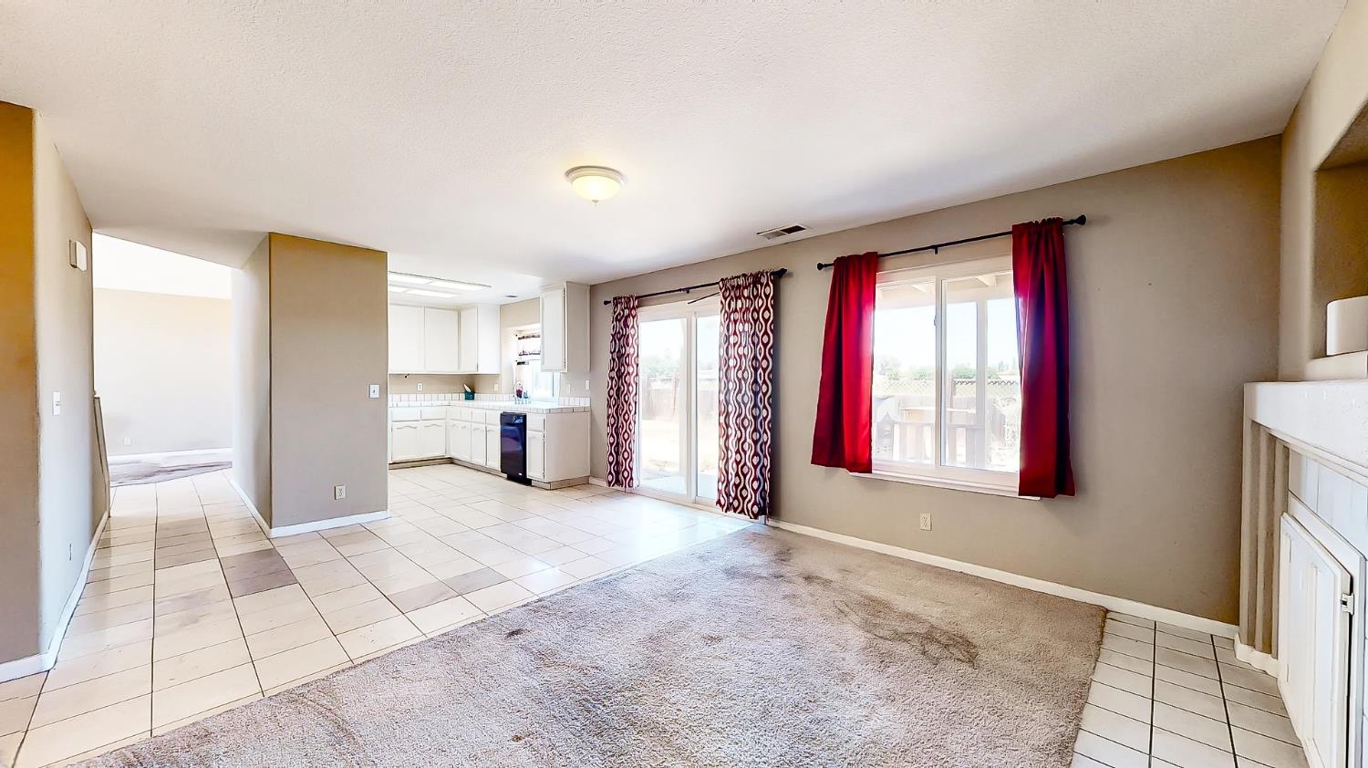 Detail Gallery Image 9 of 41 For 2334 Santos St, Dos Palos,  CA 93620 - 4 Beds | 2/5 Baths
