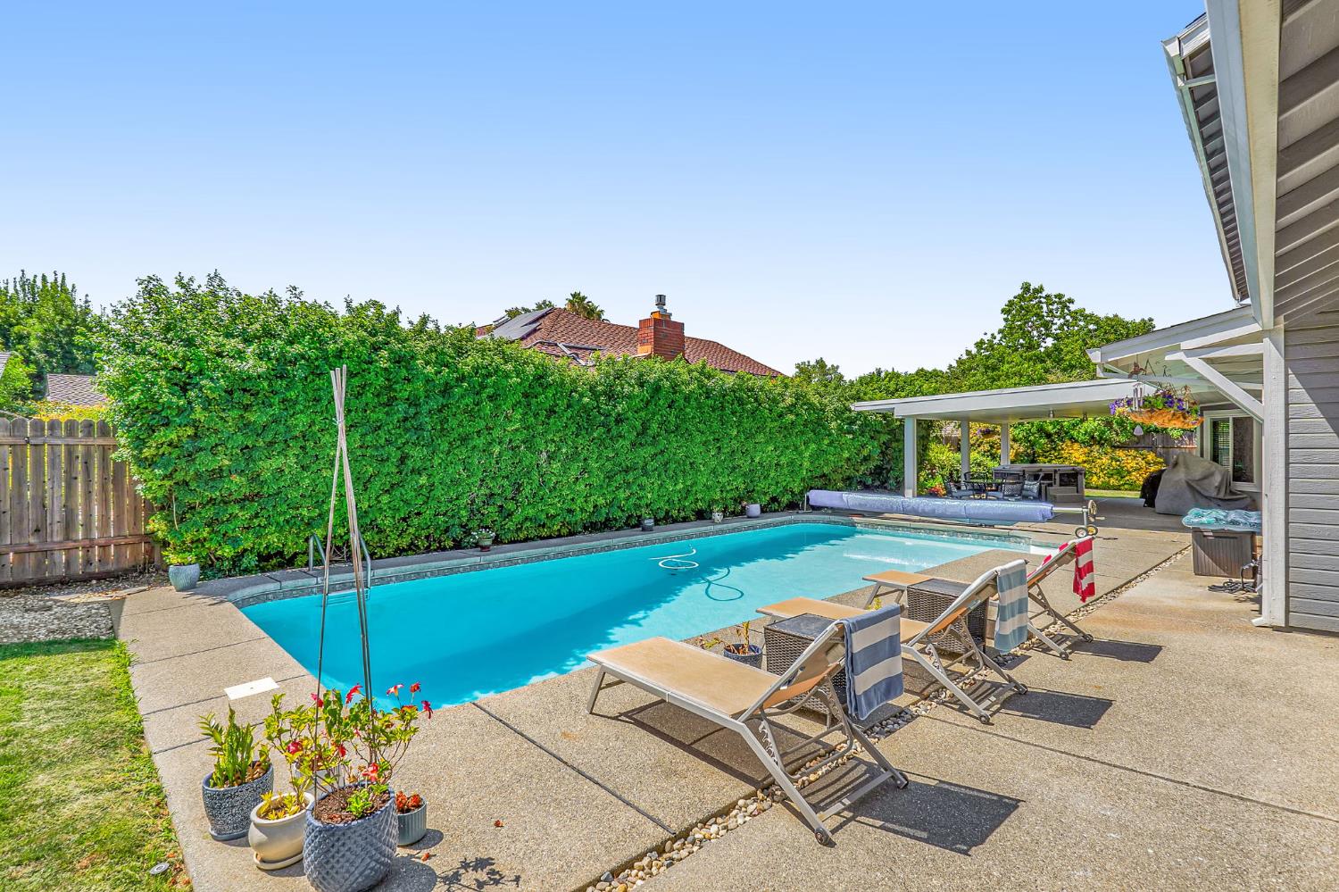 Detail Gallery Image 29 of 31 For 700 Fairview Dr, Woodland,  CA 95695 - 4 Beds | 2/1 Baths