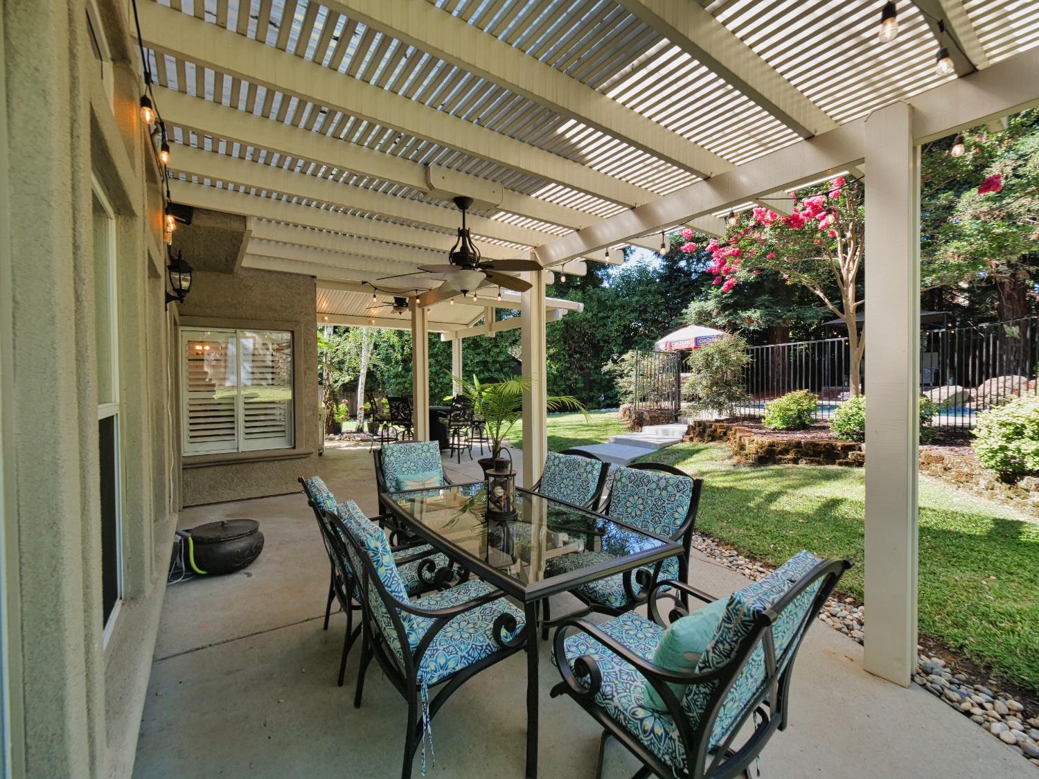 Detail Gallery Image 74 of 98 For 104 Luttrel Ct, Folsom,  CA 95630 - 5 Beds | 3 Baths