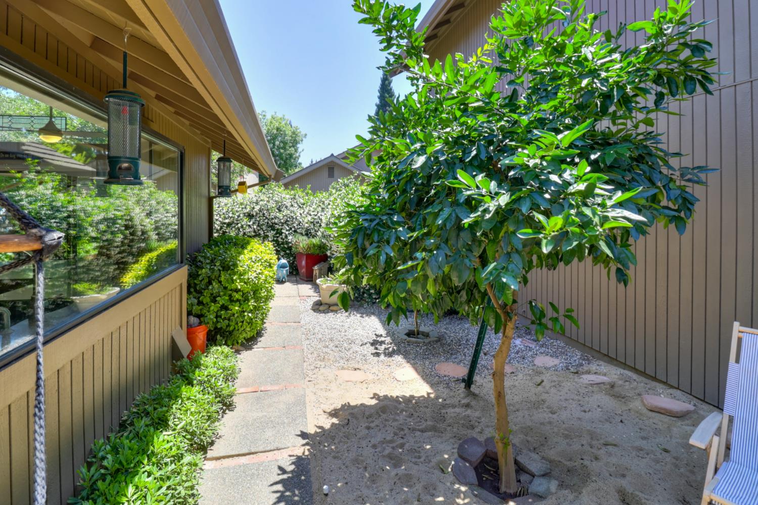Detail Gallery Image 80 of 99 For 1911 Discovery Village Ln, Gold River,  CA 95670 - 2 Beds | 2 Baths
