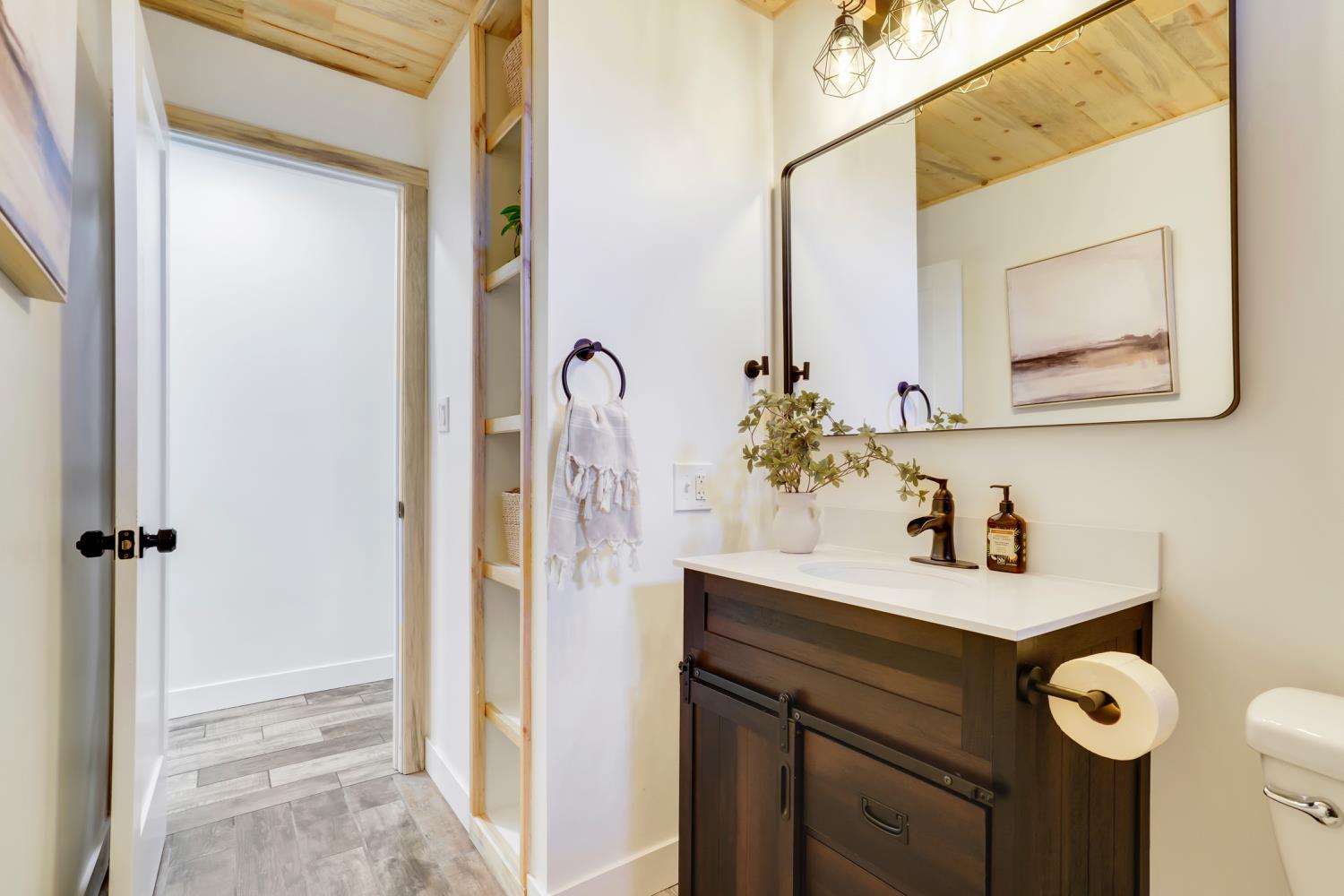Detail Gallery Image 28 of 43 For 24200 Grand View Ave, Colfax,  CA 95713 - 3 Beds | 2 Baths