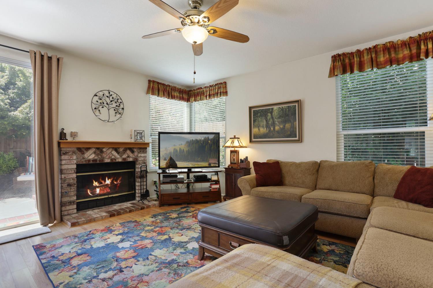 Detail Gallery Image 19 of 45 For 1145 Madera, Tracy,  CA 95377 - 4 Beds | 3 Baths
