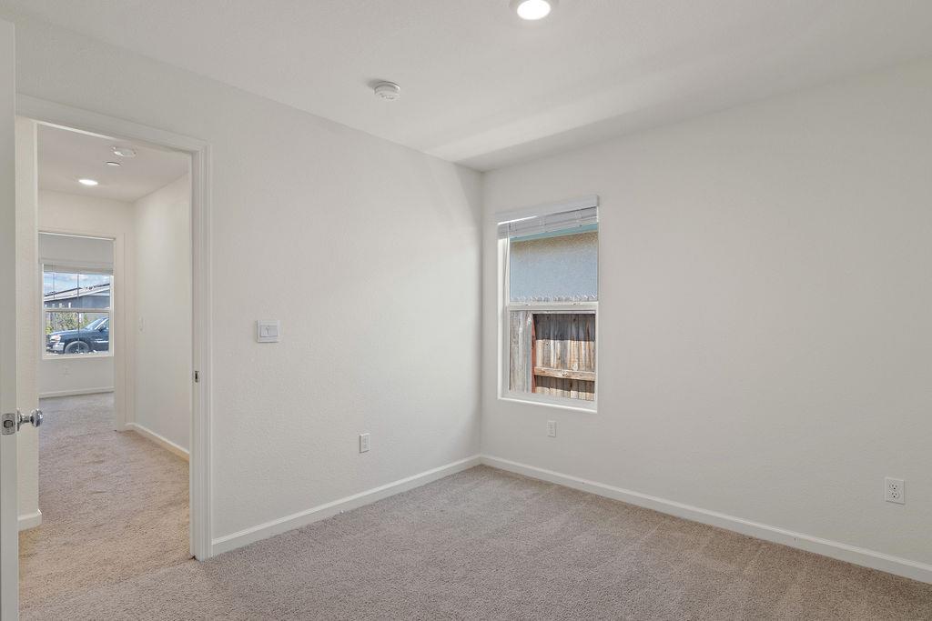 Detail Gallery Image 30 of 37 For 12084 Royal Ct, Waterford,  CA 95386 - 4 Beds | 2 Baths