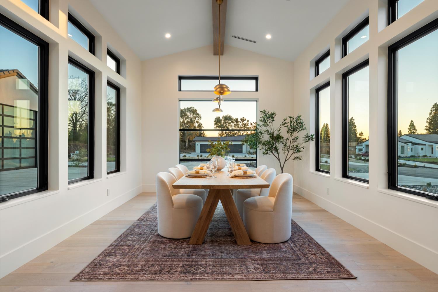 Detail Gallery Image 19 of 72 For 9260 Hilltop Pl, Loomis,  CA 95650 - 4 Beds | 5 Baths