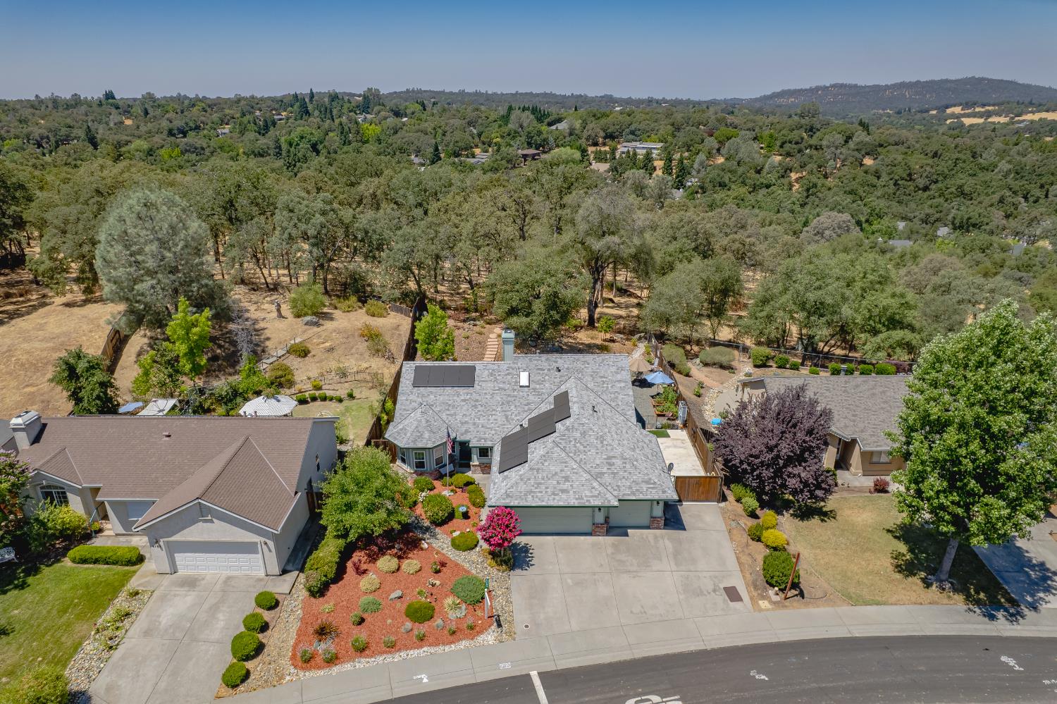 Detail Gallery Image 2 of 51 For 4203 Richardson Dr, Auburn,  CA 95602 - 3 Beds | 2 Baths