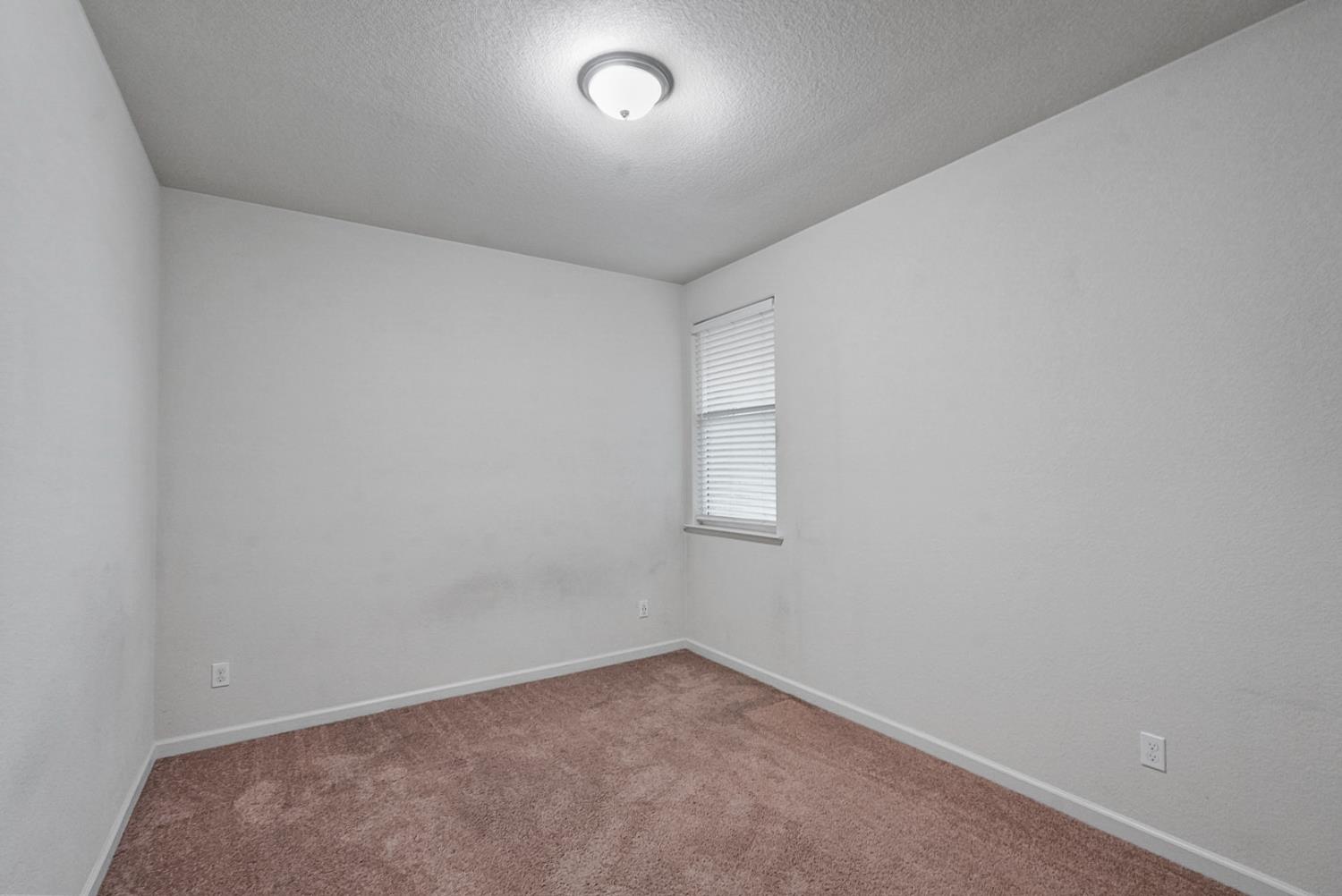 Detail Gallery Image 20 of 41 For 1444 San Pedro St, Los Banos,  CA 93635 - 4 Beds | 2 Baths
