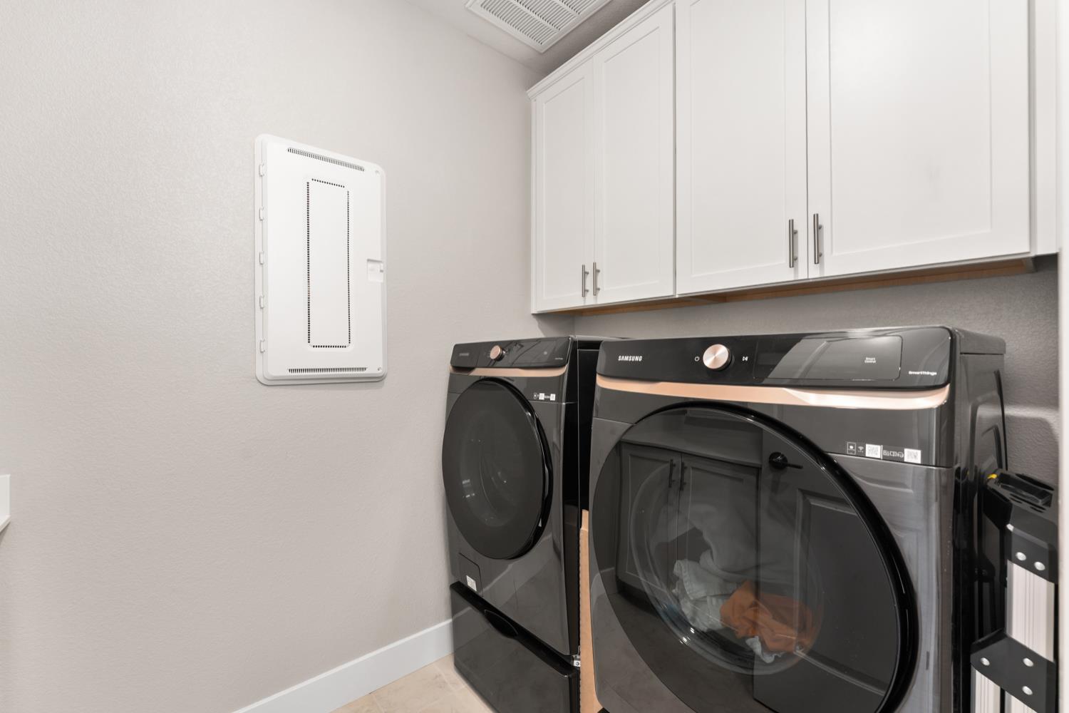 Detail Gallery Image 63 of 83 For 2073 Challenger Way, Roseville,  CA 95747 - 4 Beds | 3/1 Baths