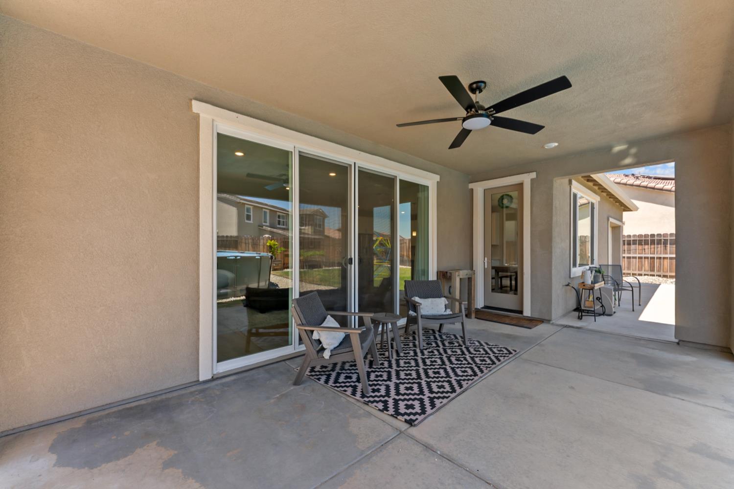 Detail Gallery Image 71 of 83 For 2073 Challenger Way, Roseville,  CA 95747 - 4 Beds | 3/1 Baths