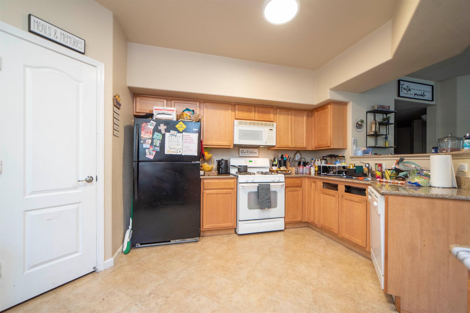 Detail Gallery Image 12 of 40 For 1396 Milano Dr #6,  West Sacramento,  CA 95691 - 2 Beds | 2 Baths