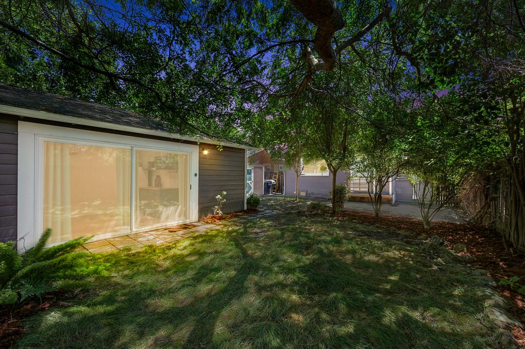 Detail Gallery Image 50 of 53 For 2232 Gerber Ave, Sacramento,  CA 95817 - 3 Beds | 2 Baths