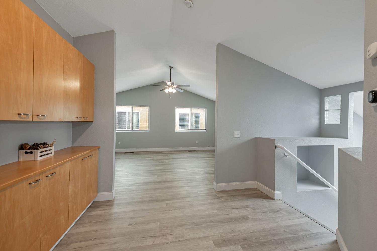 Detail Gallery Image 27 of 46 For 9065 Robbins Rd, Sacramento,  CA 95829 - 4 Beds | 2/1 Baths