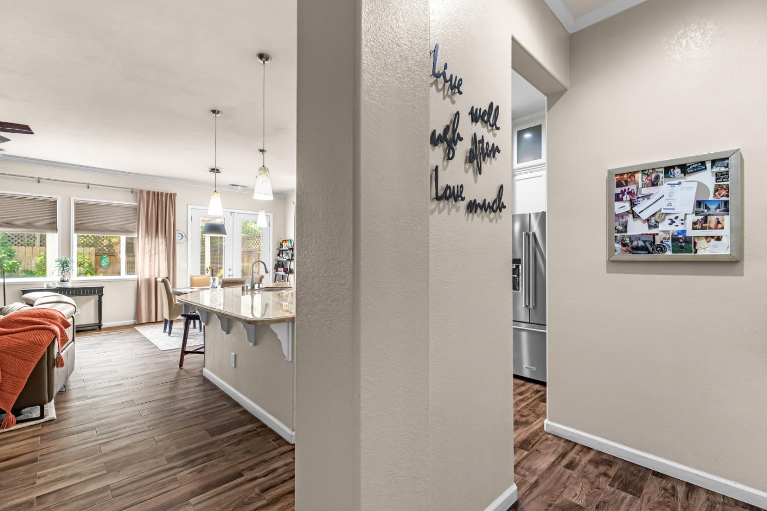 Detail Gallery Image 18 of 60 For 2020 Malcolm Way, Modesto,  CA 95356 - 3 Beds | 3 Baths