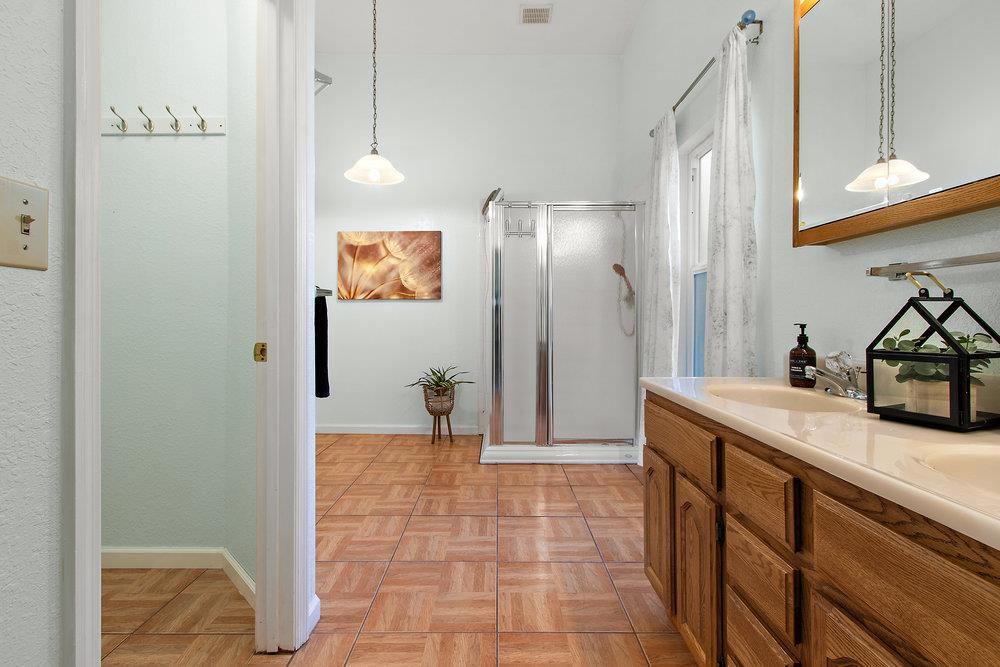 Detail Gallery Image 18 of 33 For 4701 Summer Oak Ct, Antelope,  CA 95843 - 3 Beds | 2 Baths
