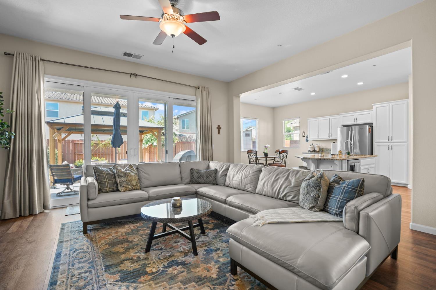 Detail Gallery Image 12 of 55 For 1261 Sweet Briar Dr, Patterson,  CA 95363 - 3 Beds | 2 Baths