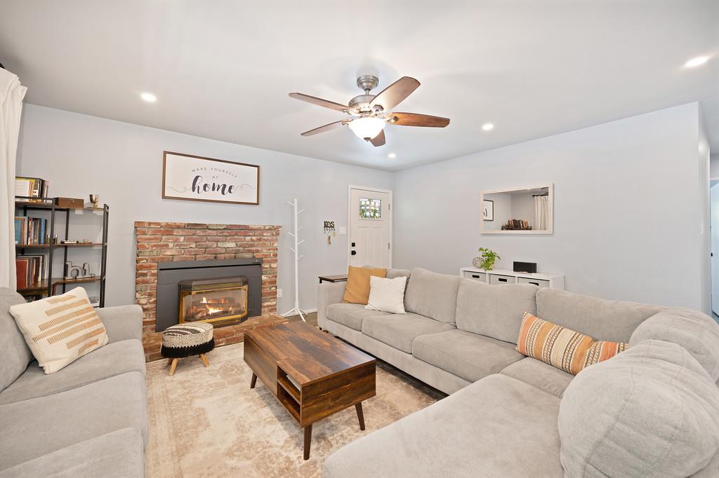 Detail Gallery Image 7 of 49 For 176 Mulberry Ln, Auburn,  CA 95603 - 3 Beds | 1 Baths
