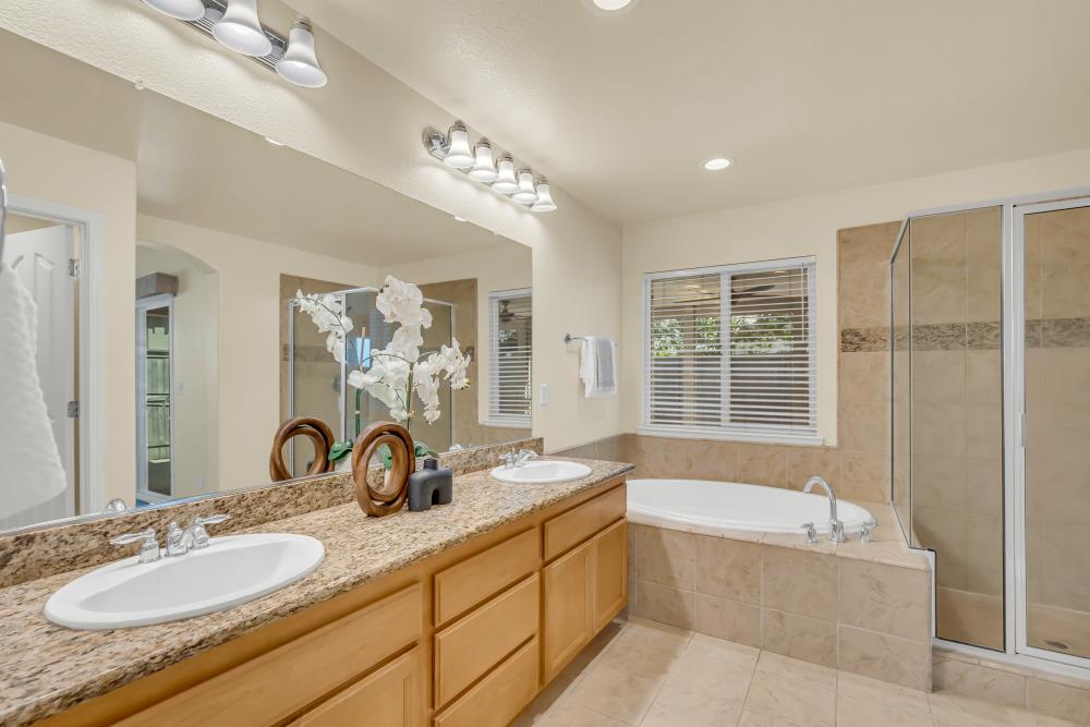 Detail Gallery Image 39 of 53 For 11772 Lilac Canyon Ct, Rancho Cordova,  CA 95742 - 4 Beds | 3 Baths