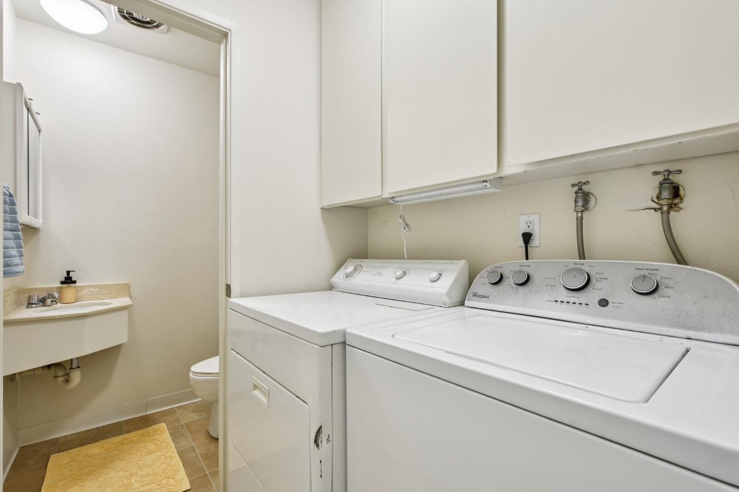 Detail Gallery Image 13 of 22 For 8363 La Riviera Dr, Sacramento,  CA 95826 - 2 Beds | 1/1 Baths