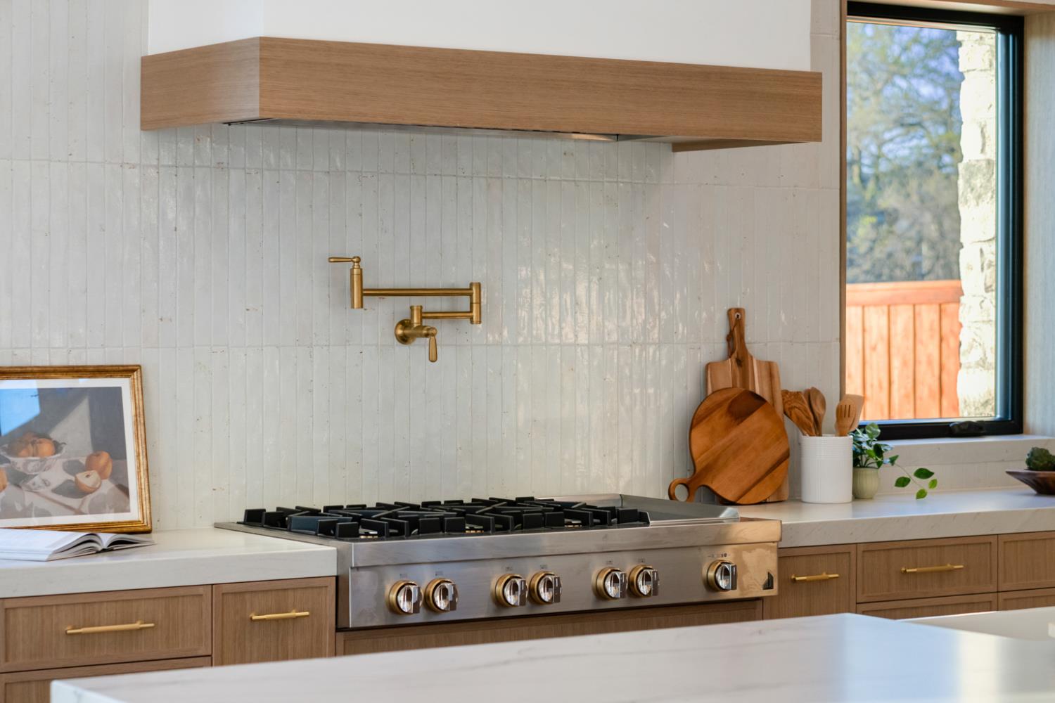 Detail Gallery Image 25 of 72 For 9260 Hilltop Pl, Loomis,  CA 95650 - 4 Beds | 5 Baths