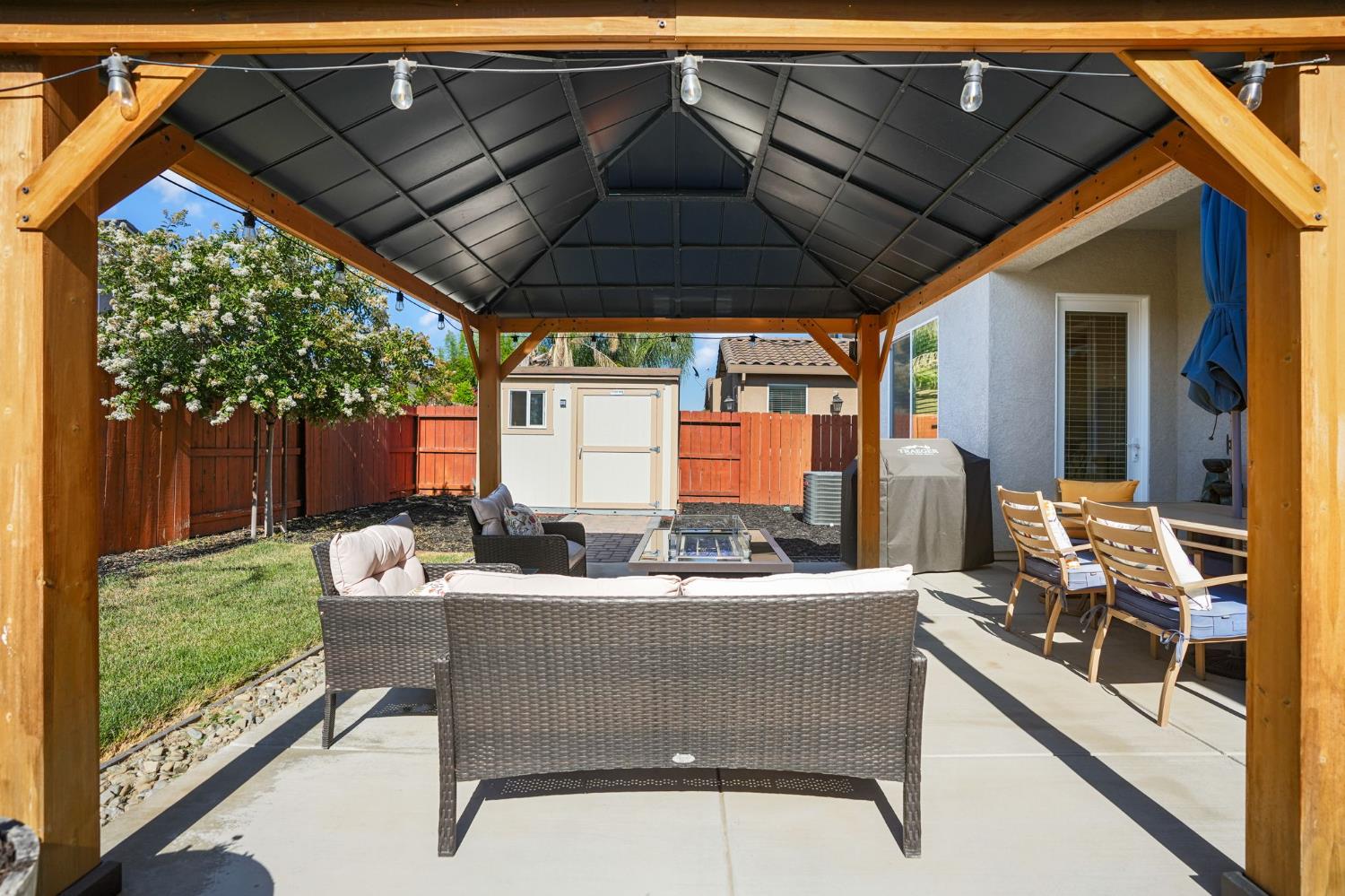 Detail Gallery Image 38 of 55 For 1261 Sweet Briar Dr, Patterson,  CA 95363 - 3 Beds | 2 Baths