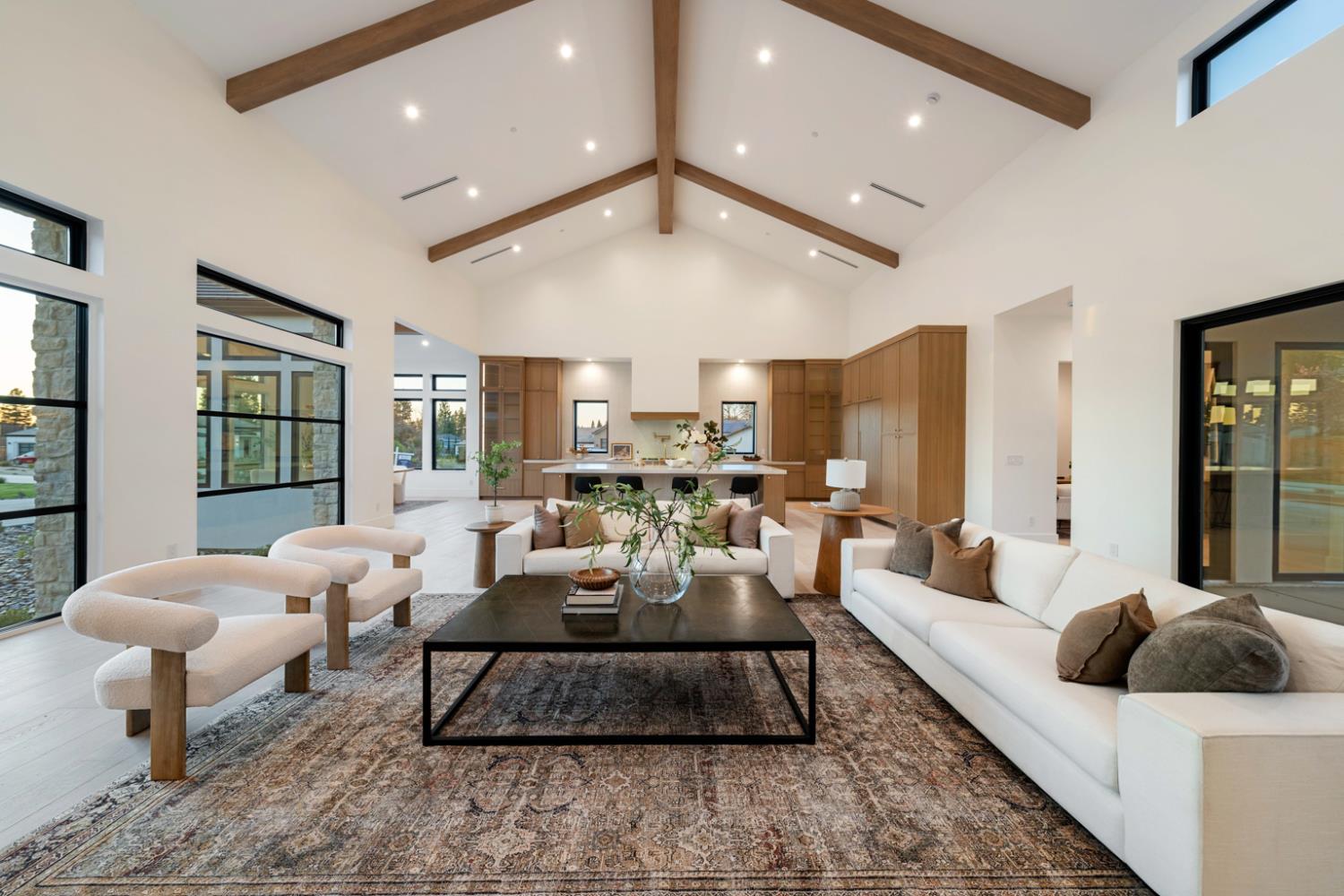 Detail Gallery Image 15 of 72 For 9260 Hilltop Pl, Loomis,  CA 95650 - 4 Beds | 5 Baths