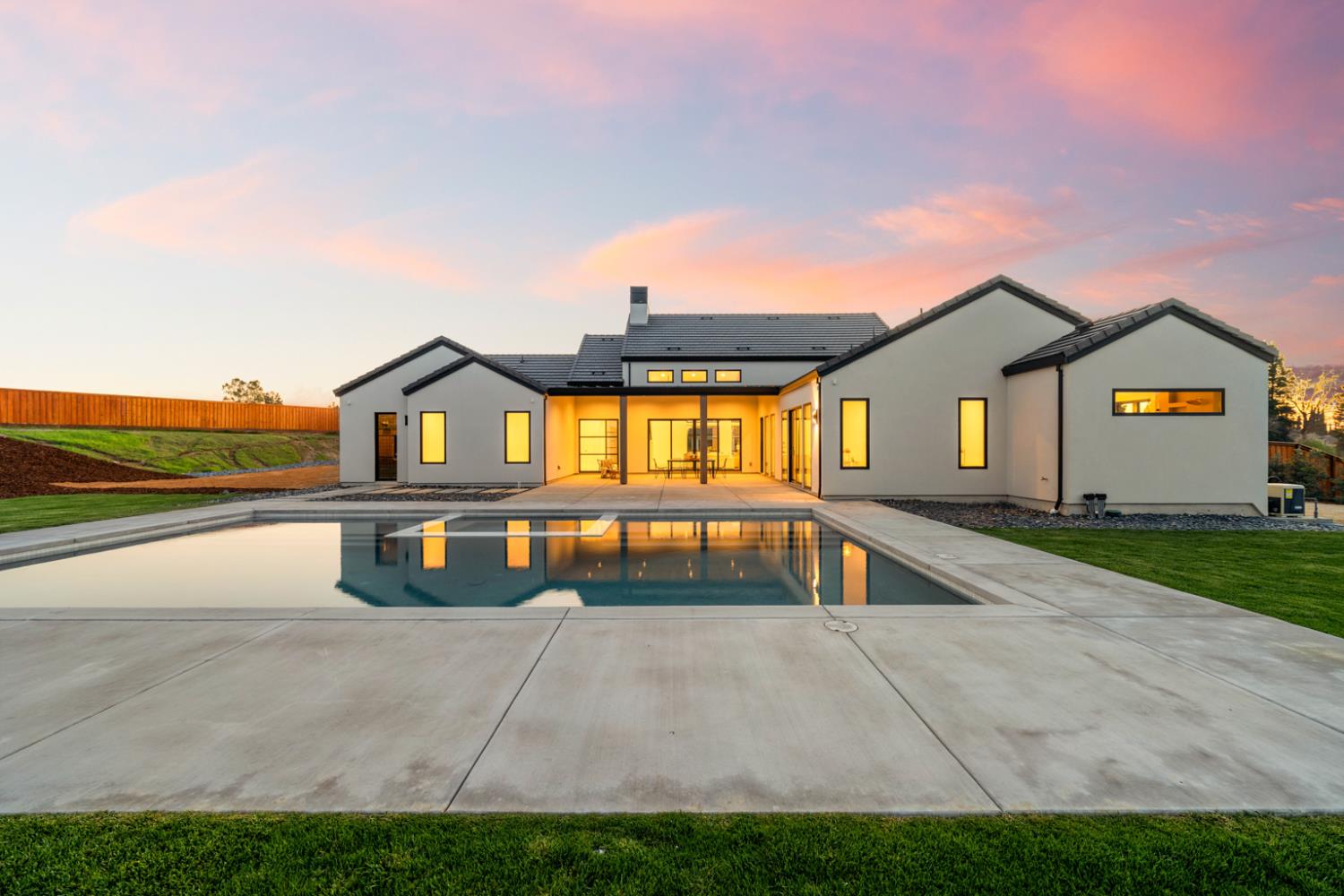 Detail Gallery Image 45 of 72 For 9260 Hilltop Pl, Loomis,  CA 95650 - 4 Beds | 5 Baths
