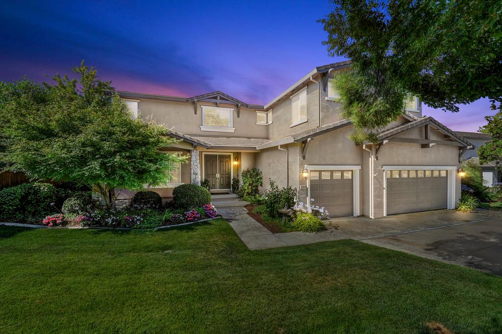 Detail Gallery Image 1 of 69 For 3809 Heather Ct, Rocklin,  CA 95765 - 4 Beds | 3 Baths
