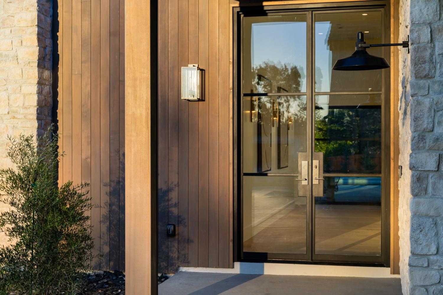 Detail Gallery Image 6 of 72 For 9260 Hilltop Pl, Loomis,  CA 95650 - 4 Beds | 5 Baths