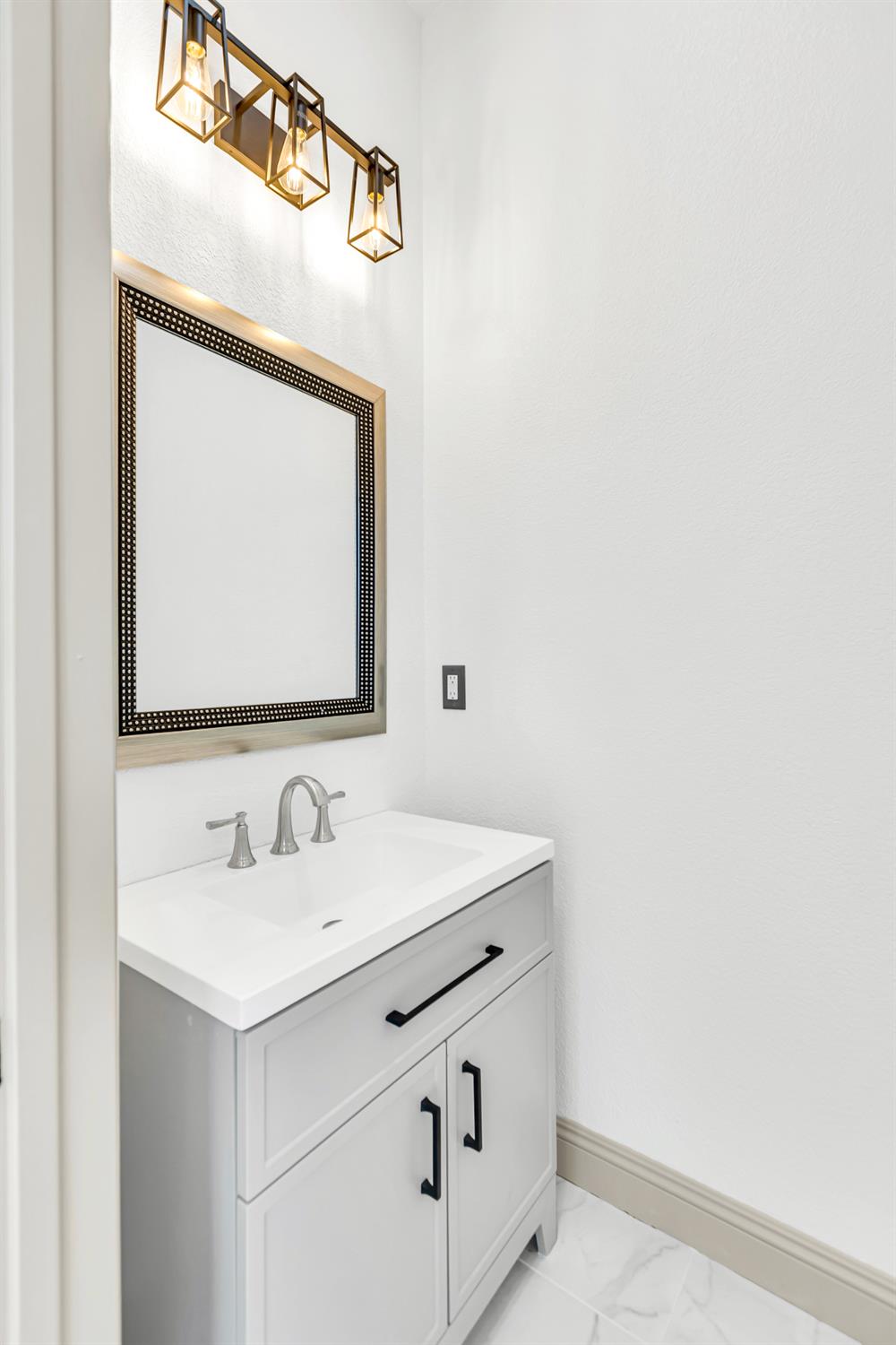 Detail Gallery Image 62 of 98 For 14537 Mira Vista Ln, Lockeford,  CA 95237 - 7 Beds | 4/1 Baths