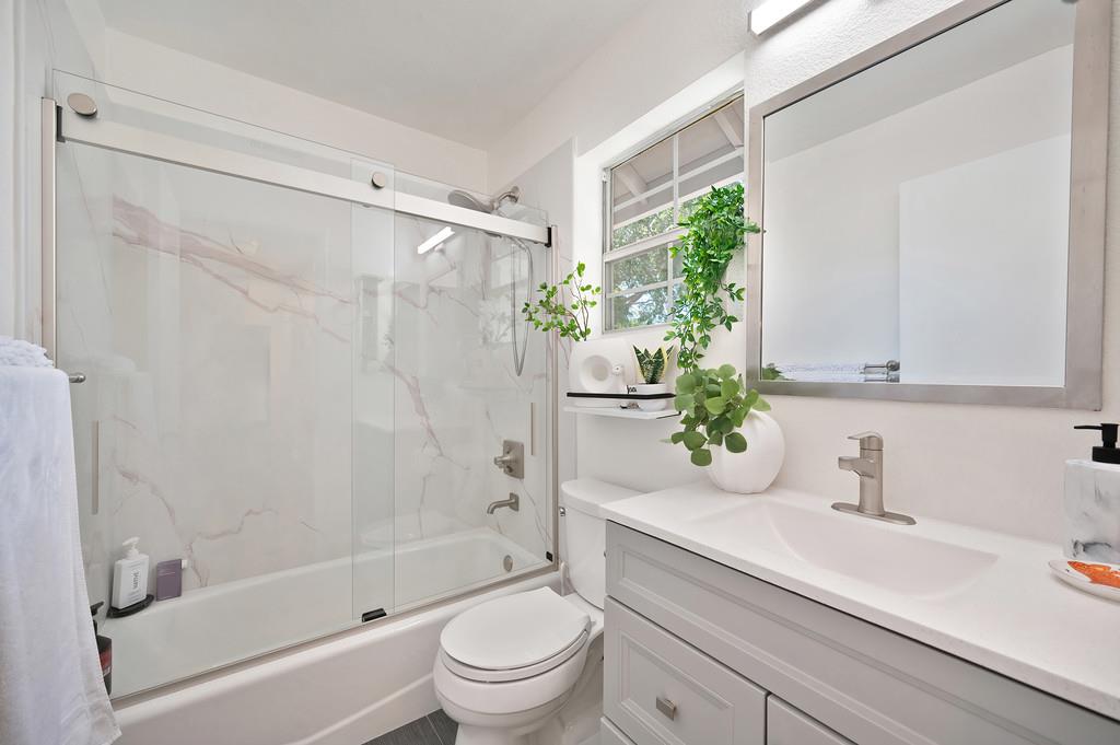 Detail Gallery Image 21 of 36 For 508 Pemberton Ln, Folsom,  CA 95630 - 3 Beds | 2/1 Baths