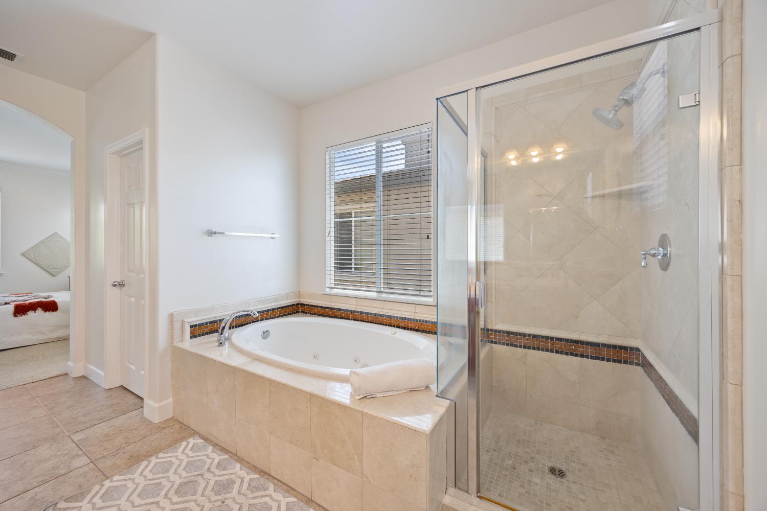 Detail Gallery Image 44 of 78 For 6904 Rio Tejo Way, Elk Grove,  CA 95757 - 5 Beds | 3 Baths