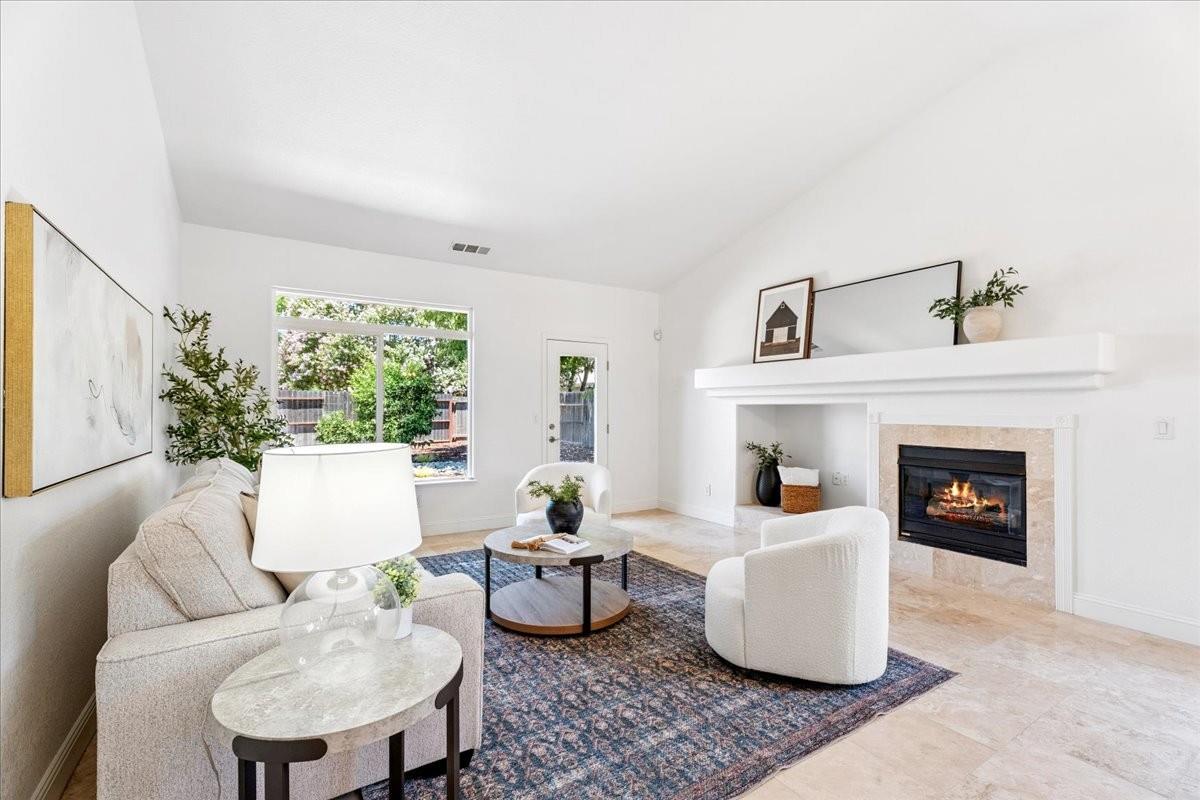 Detail Gallery Image 6 of 29 For 2358 1st St, Lincoln,  CA 95648 - 3 Beds | 2 Baths
