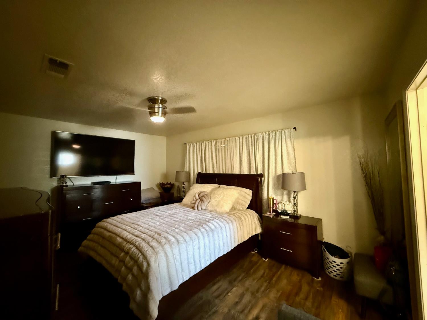 Detail Gallery Image 7 of 13 For 1521 Harvest Dr, Ripon,  CA 95366 - 3 Beds | 2 Baths