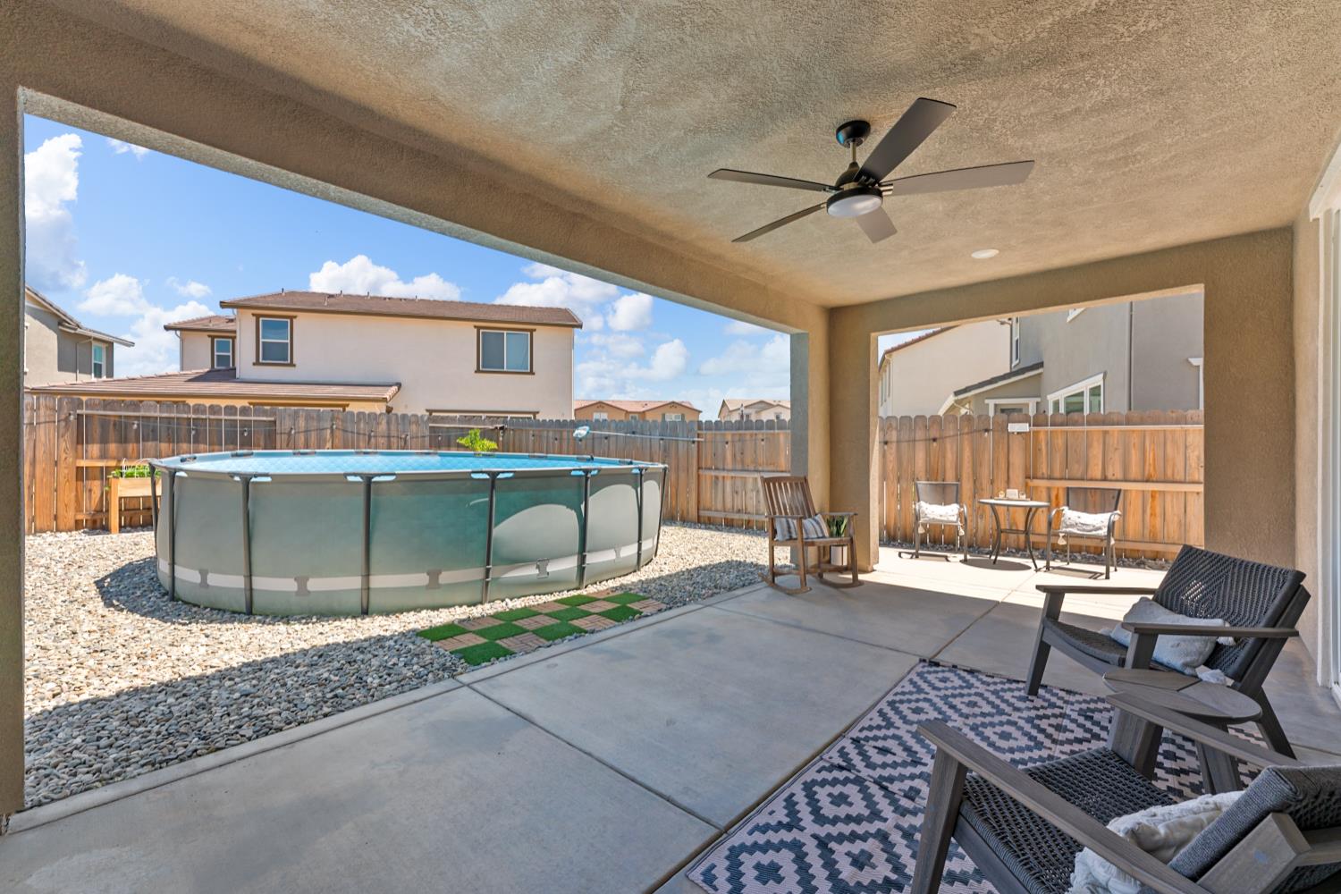 Detail Gallery Image 72 of 83 For 2073 Challenger Way, Roseville,  CA 95747 - 4 Beds | 3/1 Baths