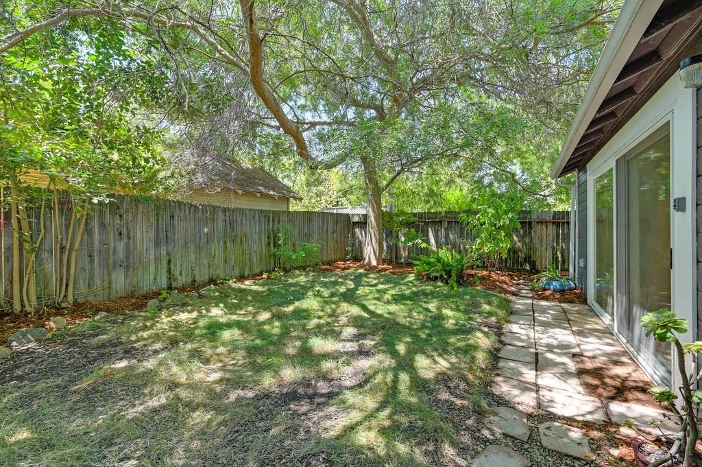 Detail Gallery Image 48 of 53 For 2232 Gerber Ave, Sacramento,  CA 95817 - 3 Beds | 2 Baths