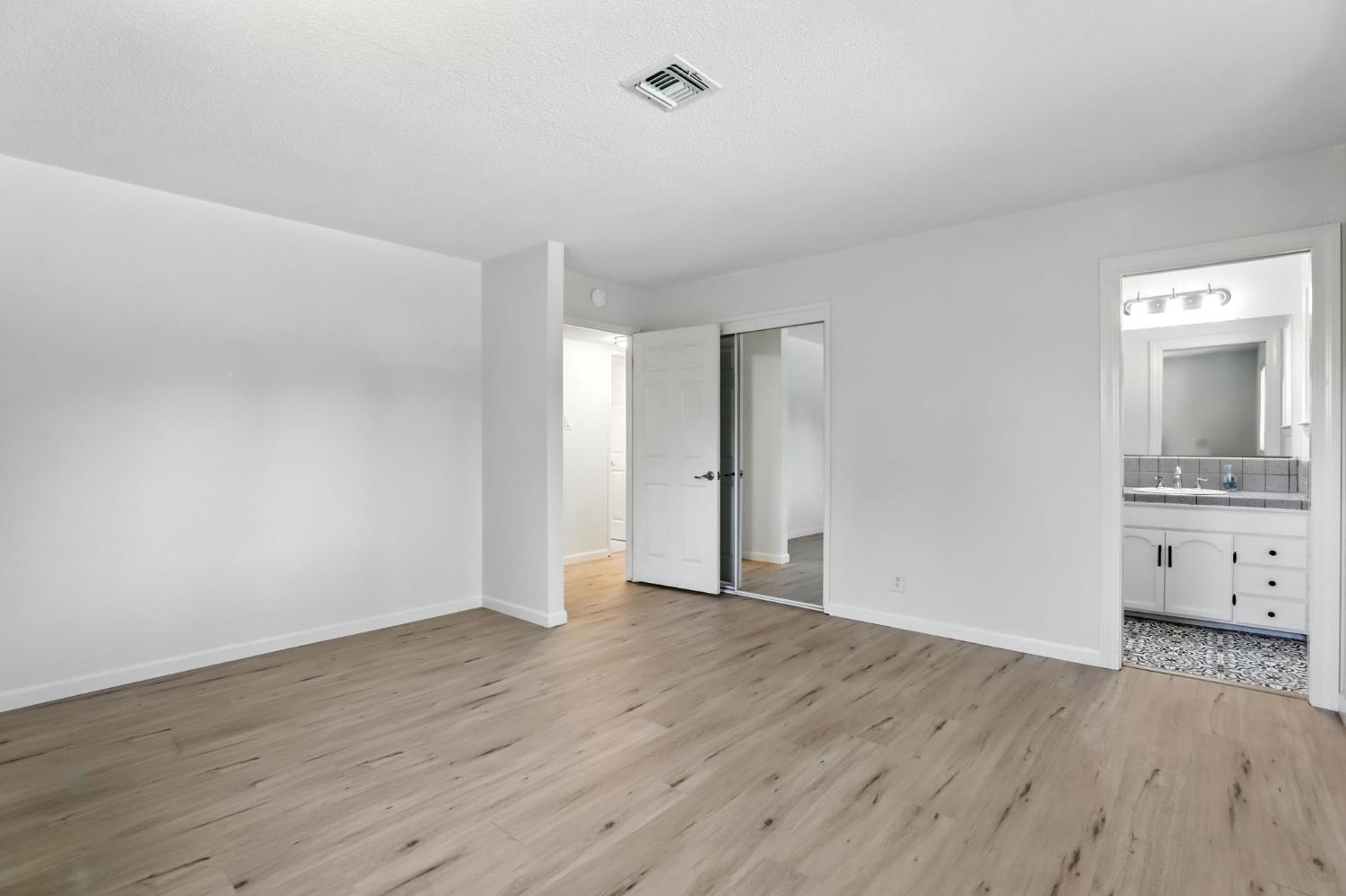 Detail Gallery Image 20 of 37 For 7969 Glenbar Way, Fair Oaks,  CA 95628 - 4 Beds | 2/1 Baths