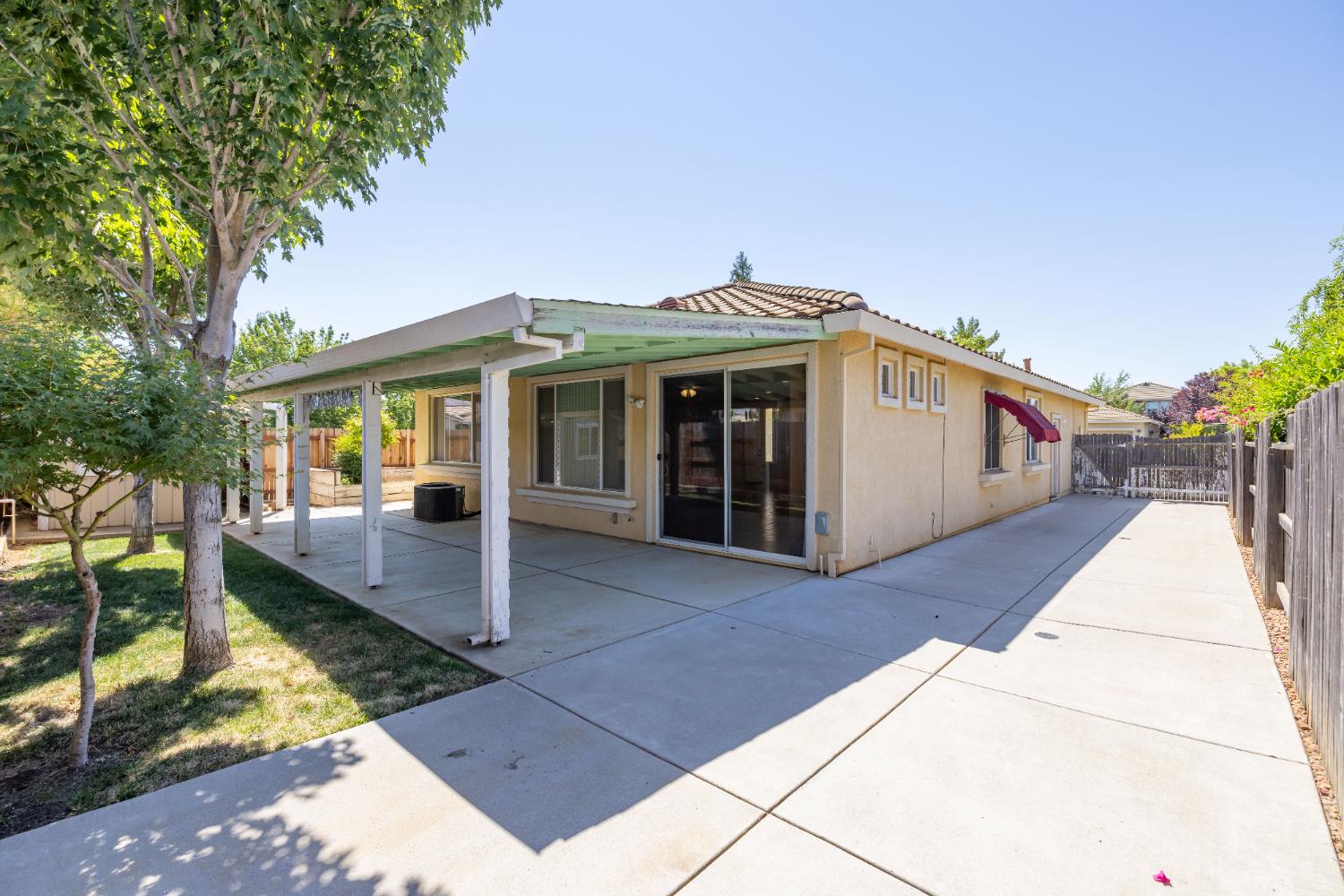 Detail Gallery Image 44 of 66 For 12241 Conservancy Way, Rancho Cordova,  CA 95742 - 3 Beds | 2 Baths