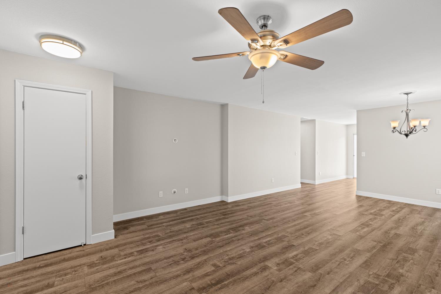 Detail Gallery Image 10 of 31 For 1566 Parkside Ct, Tracy,  CA 95376 - 3 Beds | 2 Baths