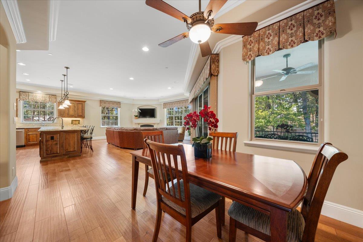 Detail Gallery Image 11 of 67 For 23750 Hogan Rd, Auburn,  CA 95602 - 4 Beds | 3/1 Baths