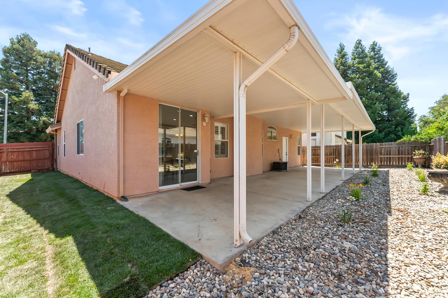 Detail Gallery Image 43 of 62 For 8250 Point Arena Ct, Sacramento,  CA 95828 - 2 Beds | 2 Baths