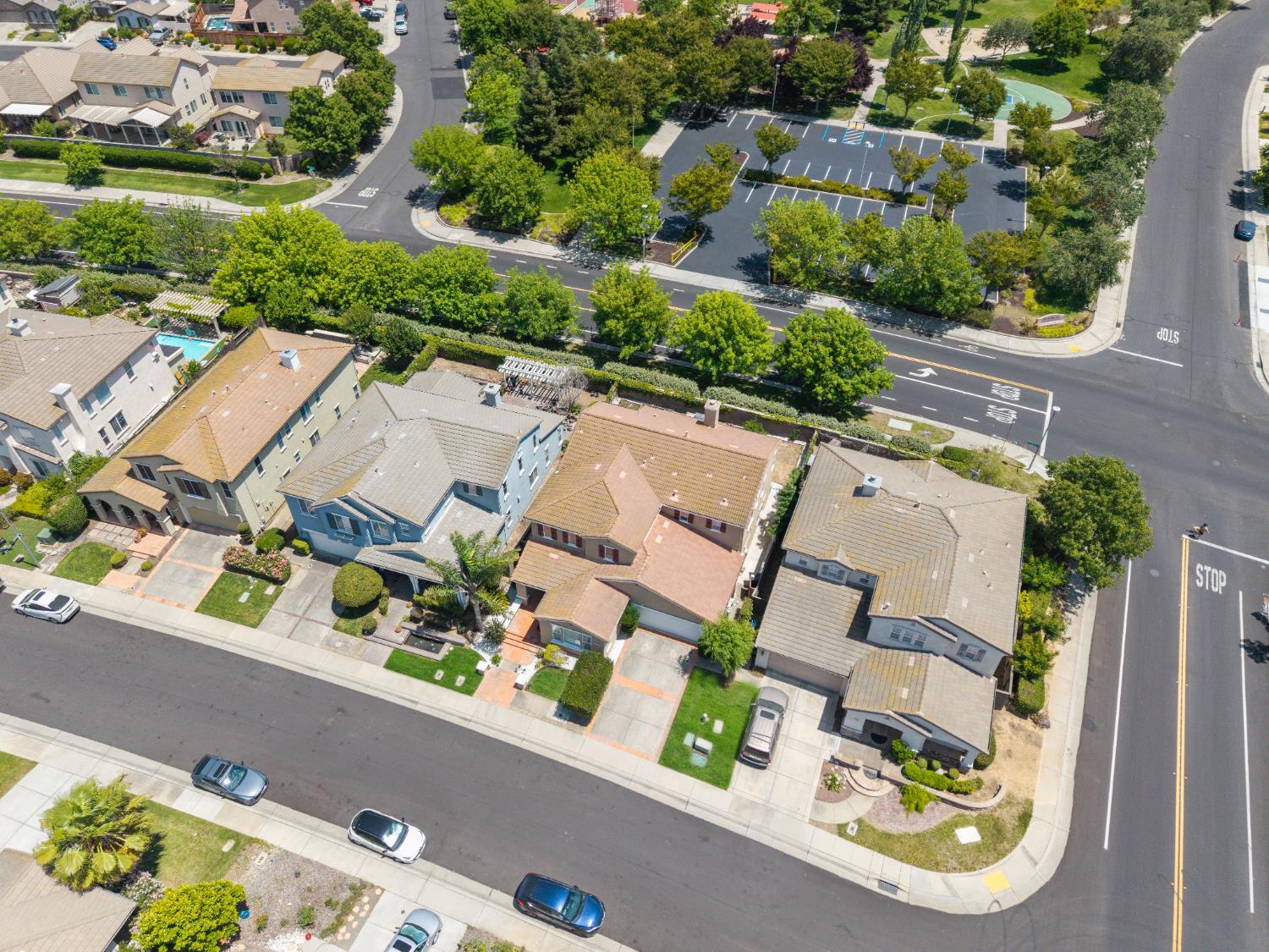 Detail Gallery Image 69 of 78 For 6904 Rio Tejo Way, Elk Grove,  CA 95757 - 5 Beds | 3 Baths