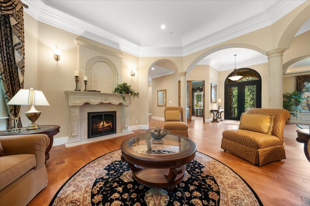 Detail Gallery Image 5 of 67 For 23750 Hogan Rd, Auburn,  CA 95602 - 4 Beds | 3/1 Baths