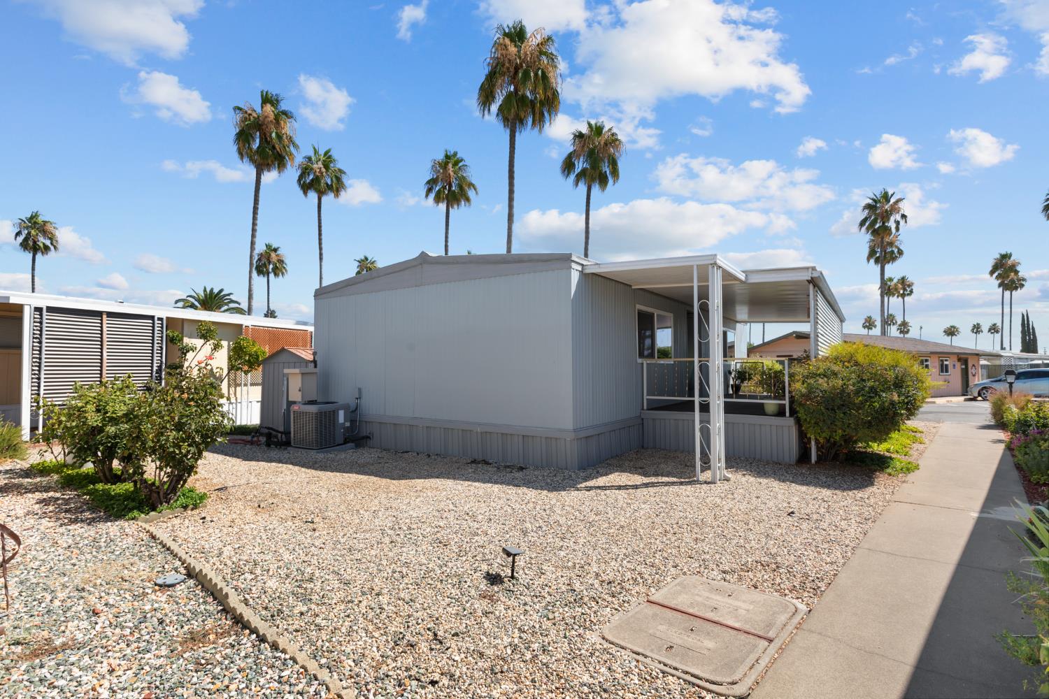 Detail Gallery Image 18 of 30 For 8181 Folsom Blvd 88, Sacramento,  CA 95826 - 2 Beds | 1 Baths